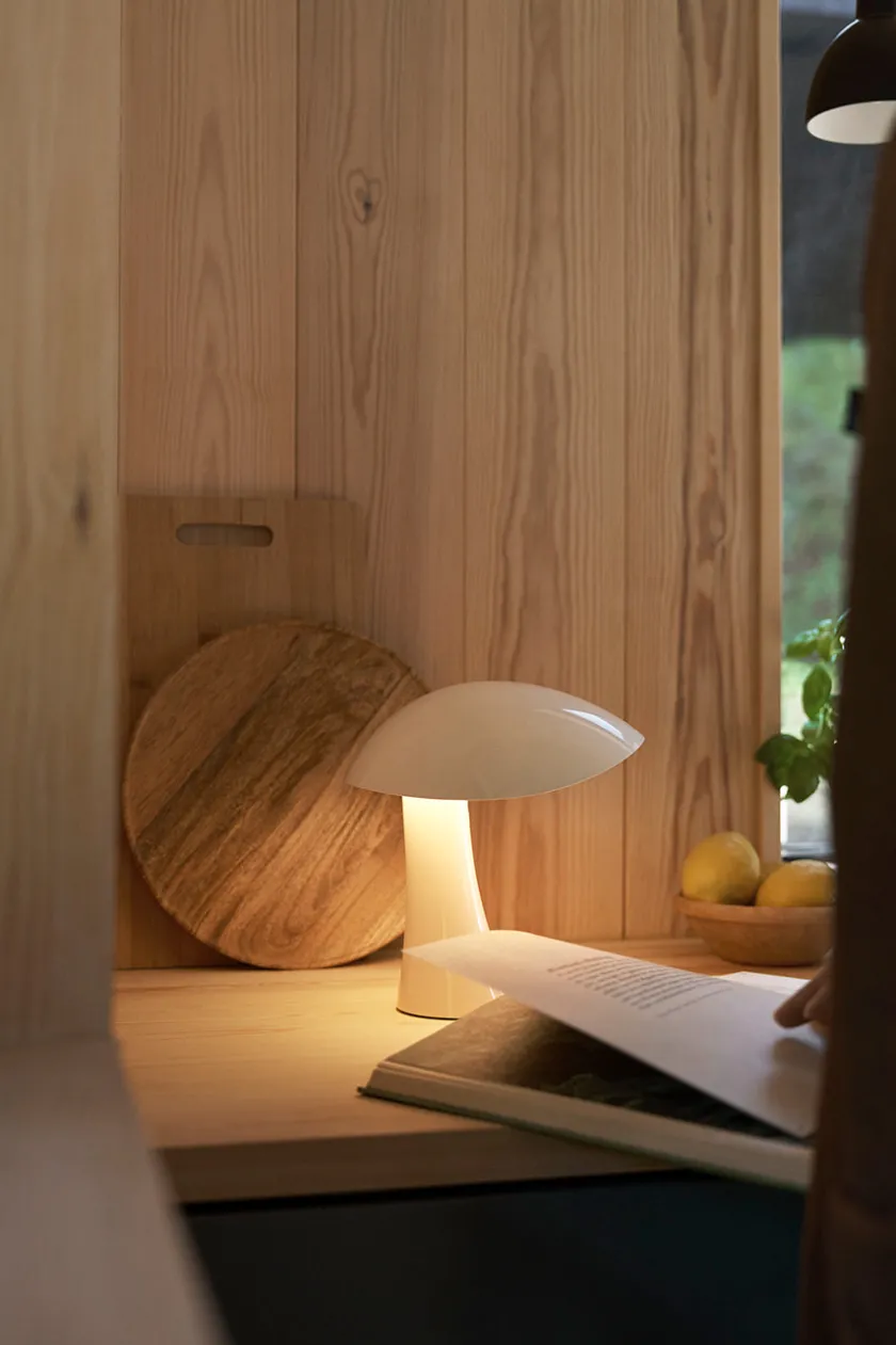 Louis Poulsen Rumee 220 Portable fra> Portable Lamper|Spots