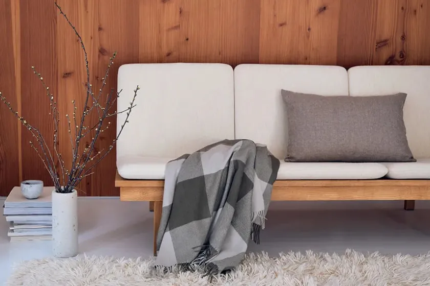 Silkeborg Uldspinderi Santa Fe Plaid, limestone fra> Puder Og Plaider