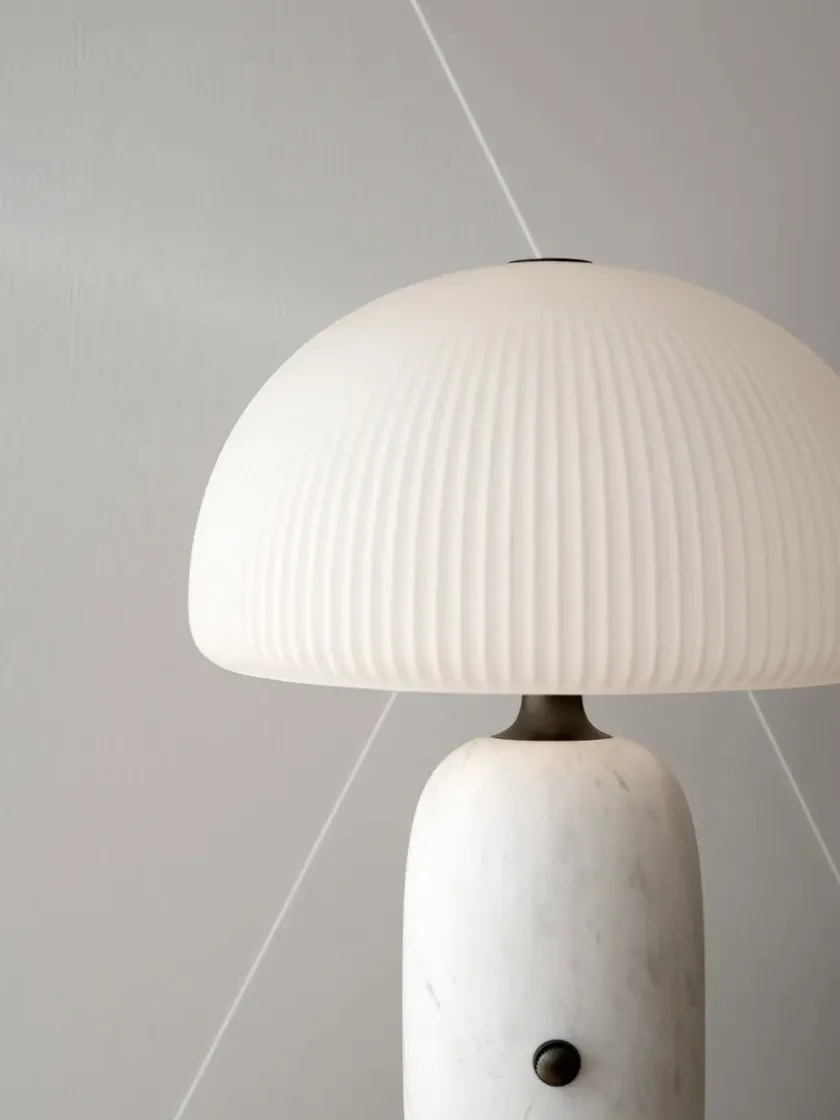 Vipp Sculpture bordlampe fra> Spots