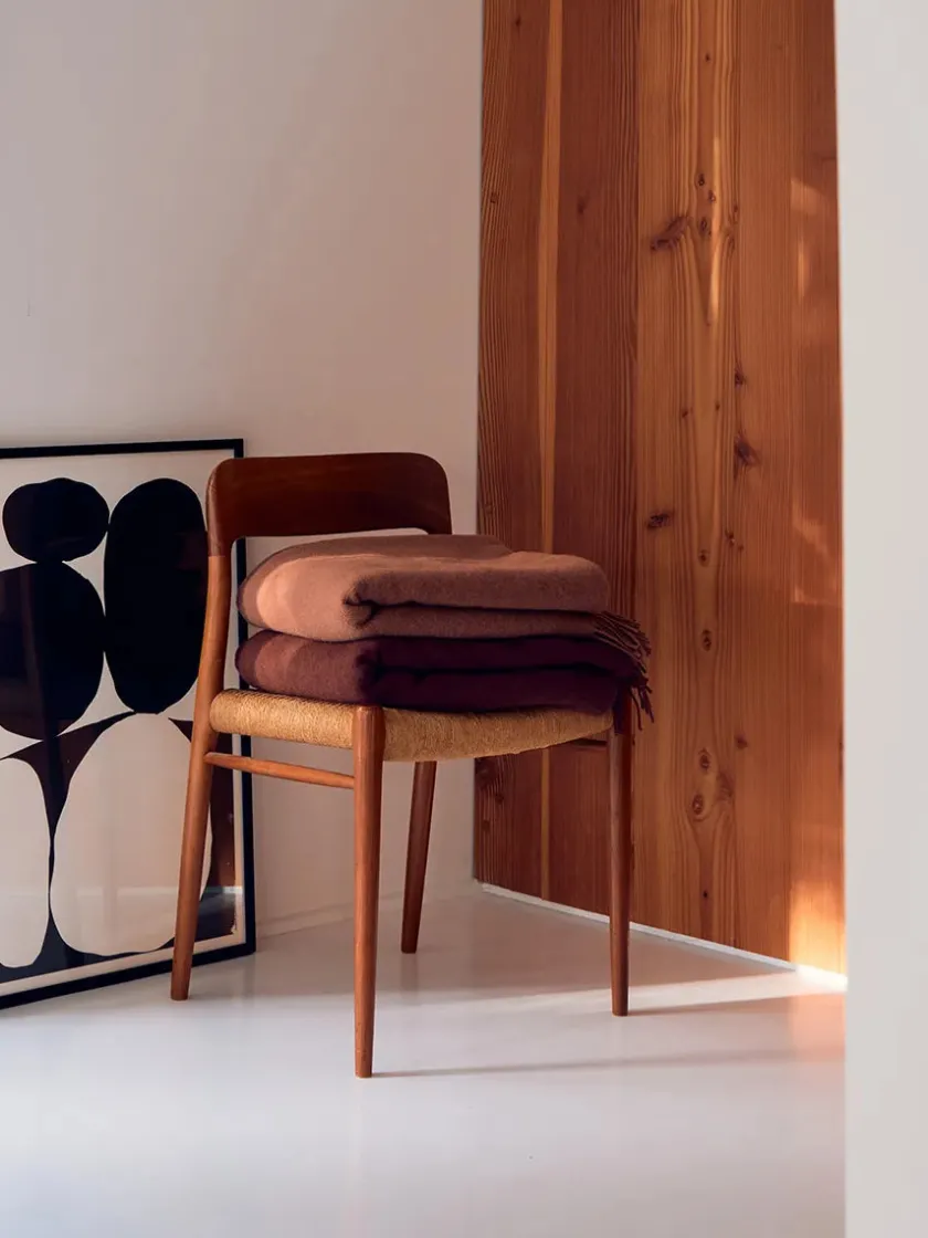 Silkeborg Uldspinderi Season Plaid, beetroot fra> Puder Og Plaider