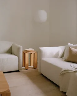 New Works Shore Sofa 2 Seater Extended Base, quill fra> Sofaer