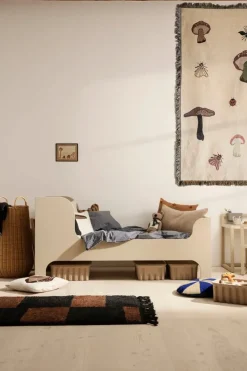Ferm Living Sill Junior Bed fra><noscript><img width=