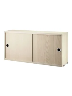 String Furniture Skab m. Skydelåger fra String><noscript><img width=