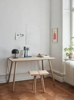 Fritz Hansen Skagerak Georg Skrivebord fra> Skriveborde