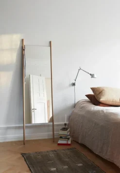 Fritz Hansen Skagerak Georg Spejl fra><noscript><img width=
