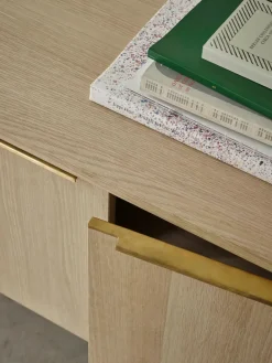 Fritz Hansen Skagerak Jut Cabinet fra><noscript><img width=