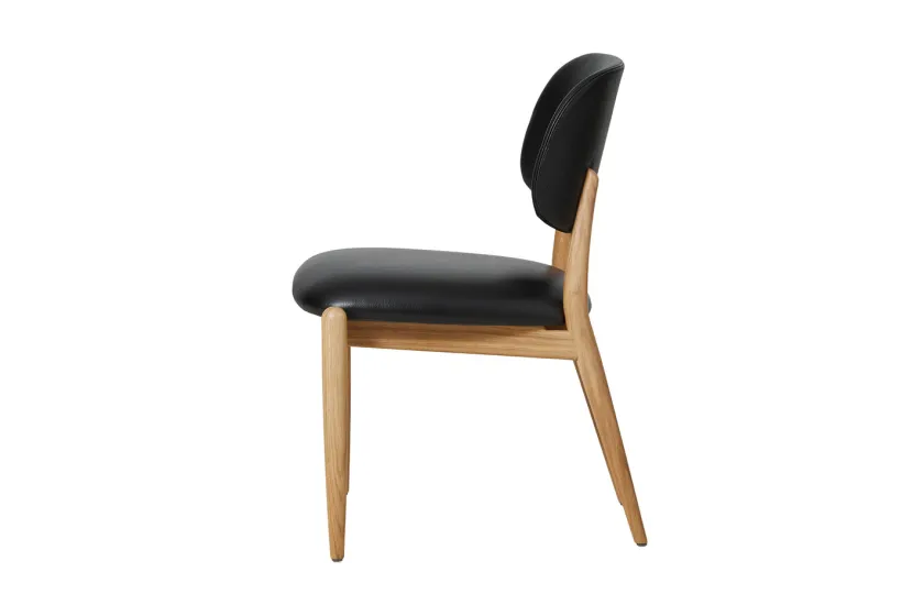 Stellar Works Slow side chair fra i egetræ med sort læder> Lænestole