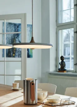 Le Klint Soleil pendel small, lys eg, papir skærm fra> Pendler|Spots