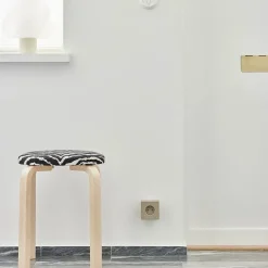 Avolt Square 2 Stikdåse med USB, beige fra><noscript><img width=
