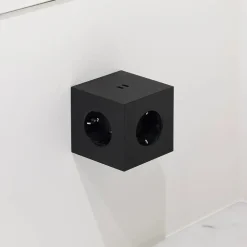 Avolt Square 2 Stikdåse med USB, sort fra><noscript><img width=