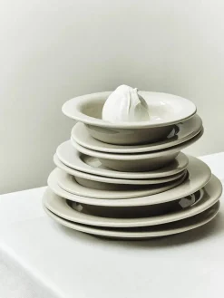 Louise Roe S.R. Dinner Plate fra><noscript><img width=