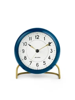 Arne Jacobsen Clocks Station Bordur, petroleum af Arne Jacobsen> Gaver Til Ham