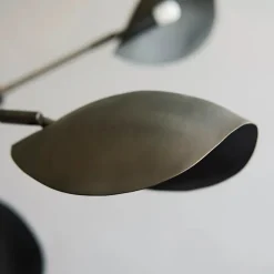 101 Copenhagen Stingray Chandelier, bronze fra><noscript><img width=