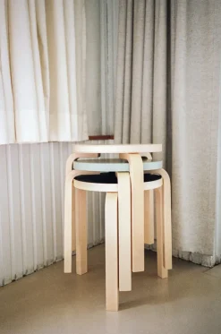 Artek Stool 60, walnut stained fra><noscript><img width=