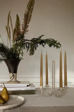 Ferm Living Sway Candelabra fra> Adventsstager|Lysestager