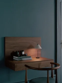 New Works Tana Wall Mounted Desk, walnut fra><noscript><img width=