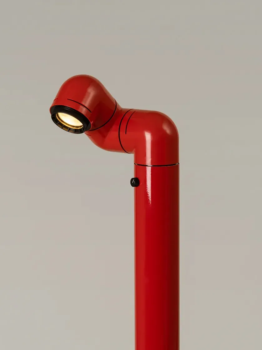 Santa & Cole Tatu Alta Gulvlampe, pure red fra Santa and Cole> Gulvlamper|Spots
