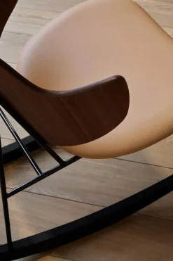 Audo Copenhagen The Penguin Rocking Chair, Læder fra><noscript><img width=