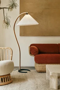 GUBI Timberline gulvlampe fra> Gulvlamper|Spots