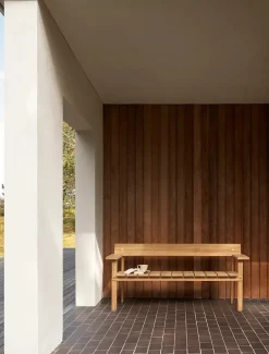Carl Hansen & Søn Timbur Havebænk fra><noscript><img width=