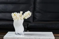 Piet Hein Twister vase fra (Blå)><noscript><img width=