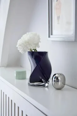 Piet Hein Twister vase fra (Sort)><noscript><img width=