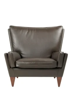 GUBI V11 Lounge Chair, smooth leather cream fra><noscript><img width=