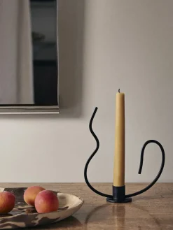 Ferm Living Valse Candleholder, low fra> Lysestager