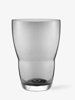 Vipp Vase i røget glas fra> Vaser