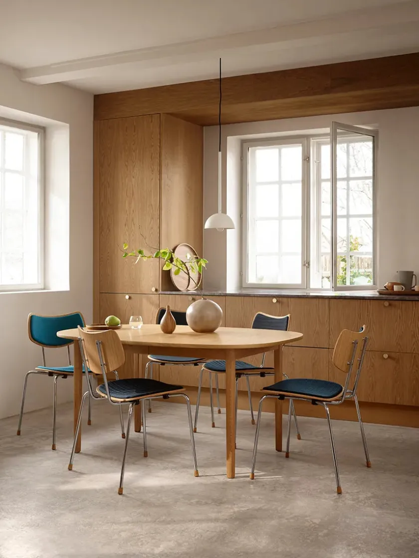 Carl Hansen & Søn Vega Stol, mood 01104/krom fra> Spisebordsstole
