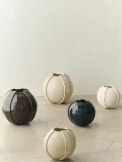 Louise Roe Vinci Vase 01, dark brown fra><noscript><img width=