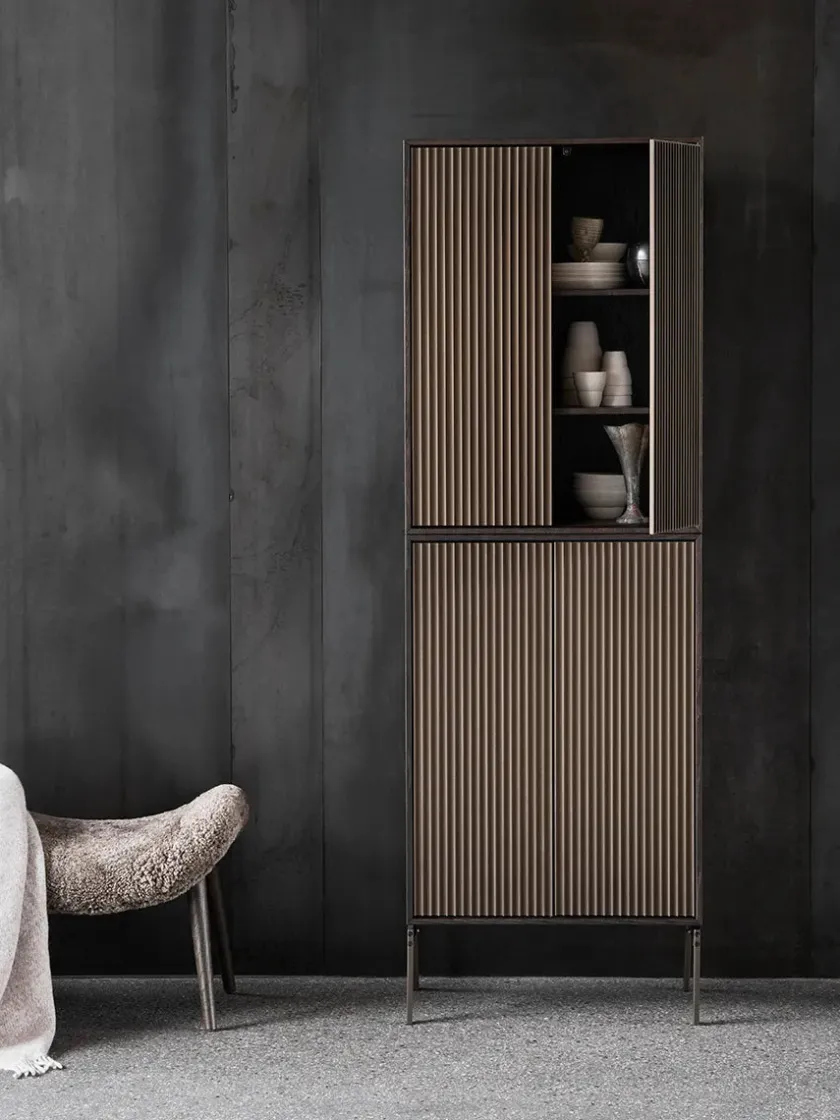 Vipp 675 Cabinet H4 fra> Vitrineskabe
