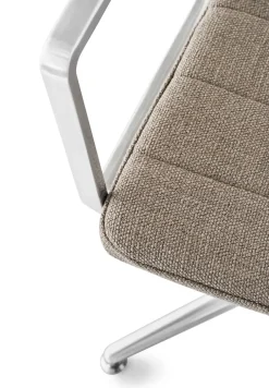 Vipp 452 Swivel Chair, curly edition fra><noscript><img width=