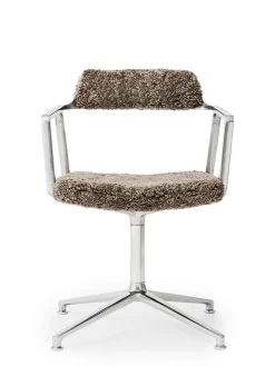 Vipp 452 Swivel Chair, dark sand fra><noscript><img width=