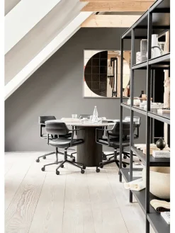 Vipp 453 Swivel+ Chair, dark sand tekstil fra><noscript><img width=
