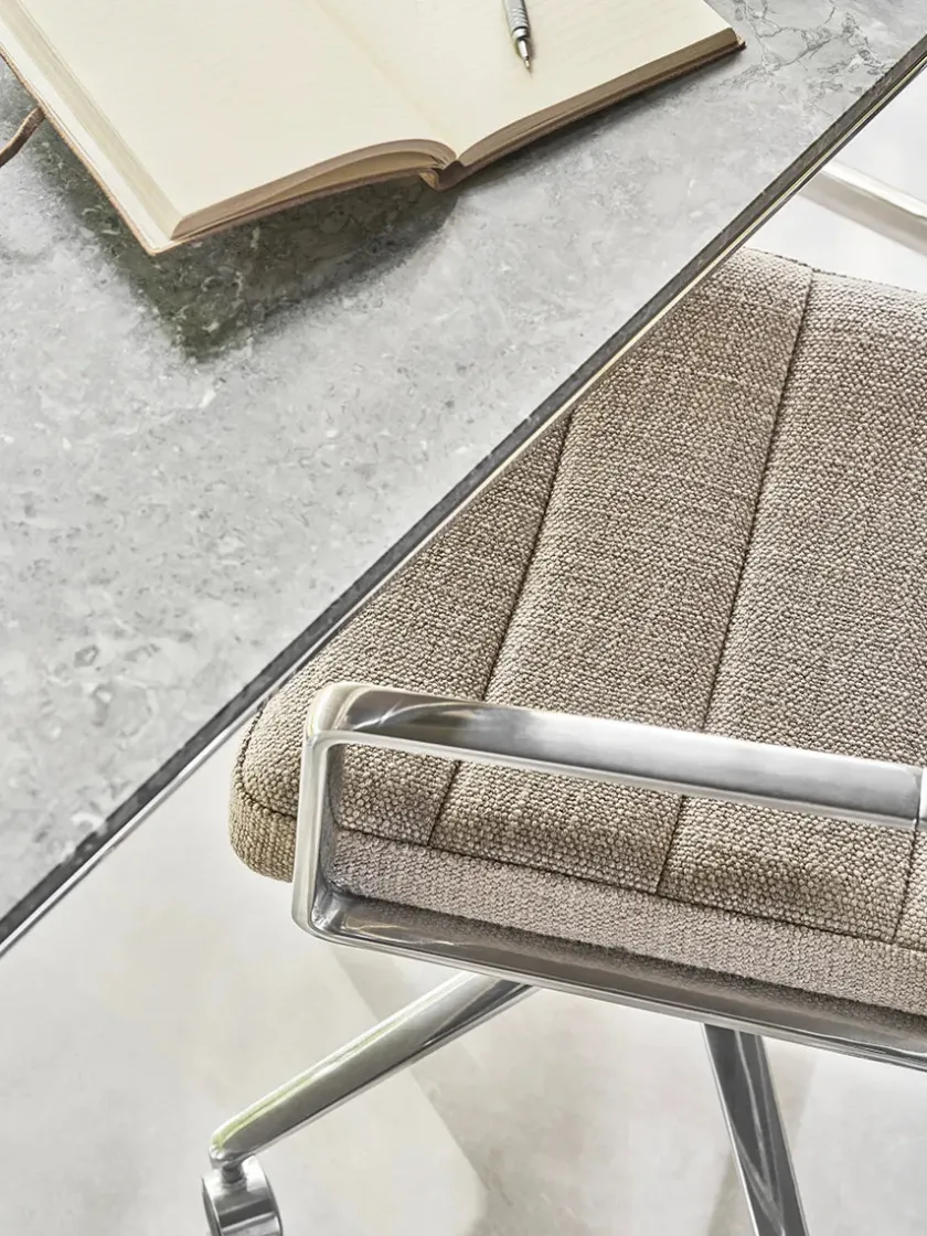 Vipp 453 Swivel+ Chair m/hjul, bosco grøn læder fra> Kontorstole