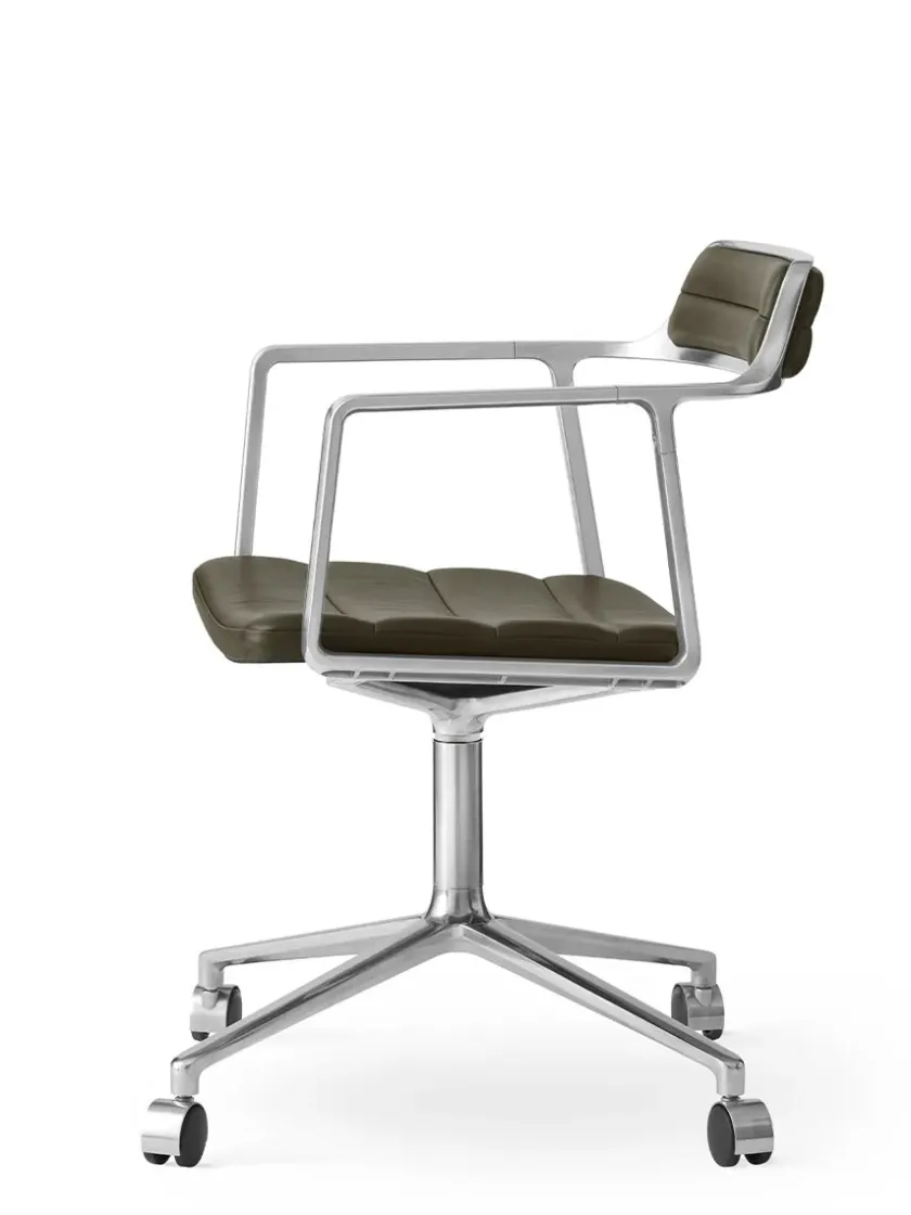 Vipp 452 Swivel Chair m/sort stel & hjul, sort læder fra> Kontorstole