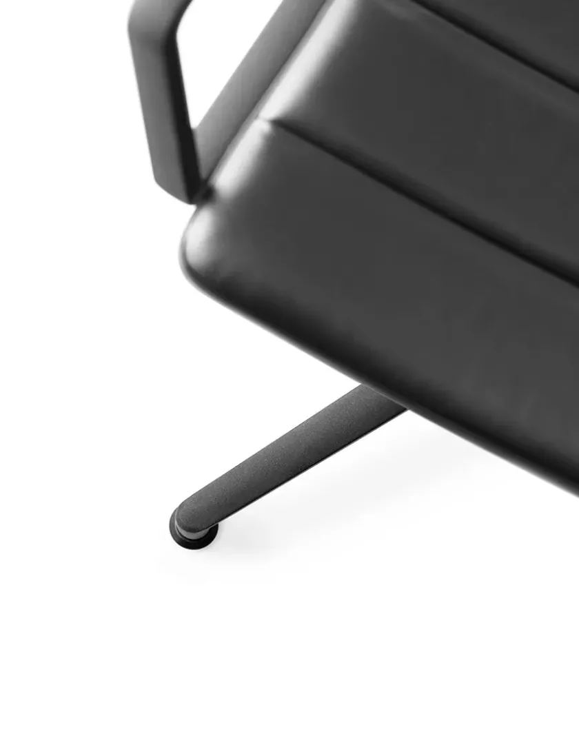 Vipp 452 Swivel Chair m/sort stel, sort læder fra> Spisebordsstole