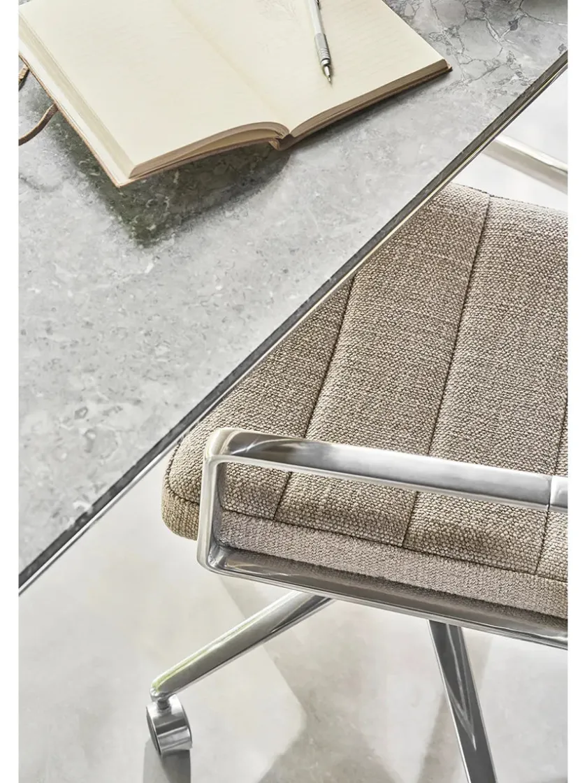Vipp 453 Swivel+ Chair, sort læder fra> Kontorstole