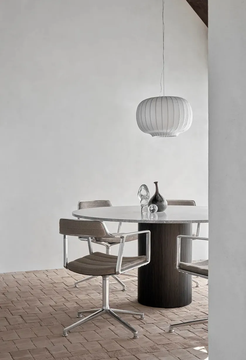 Vipp 452 Swivel Chair, sort læder fra> Spisebordsstole