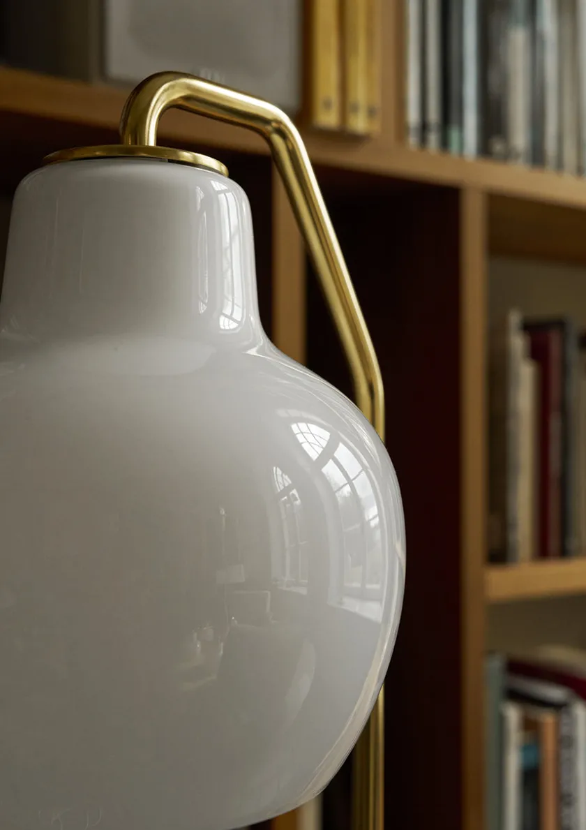 Louis Poulsen VL Ringkrone Gulvlampe fra> Gulvlamper|Spots
