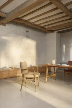 Carl Hansen & Søn VLA61 Monarch Chair af Vilhelm Lauritzen><noscript><img width=