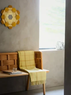 Silkeborg Uldspinderi Warp & Weft Plaid, chamomile/mustard fra><noscript><img width=