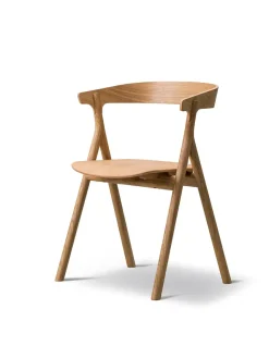 Fredericia Furniture Yksi Spisebordsstol, sortlakeret eg fra> Spisebordsstole