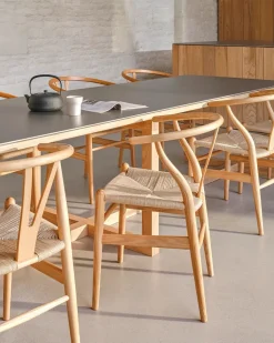 Carl Hansen & Søn Y-stol CH24, Bøg sæbe af Hans J. Wegner><noscript><img width=