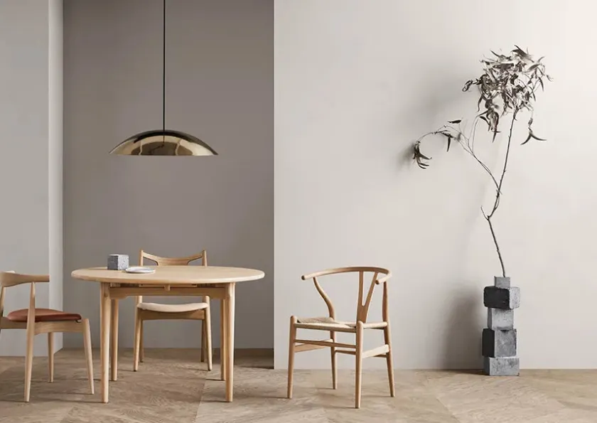 Carl Hansen & Søn Y-stol CH24, Eg lak af Hans J. Wegner> Spisebordsstole