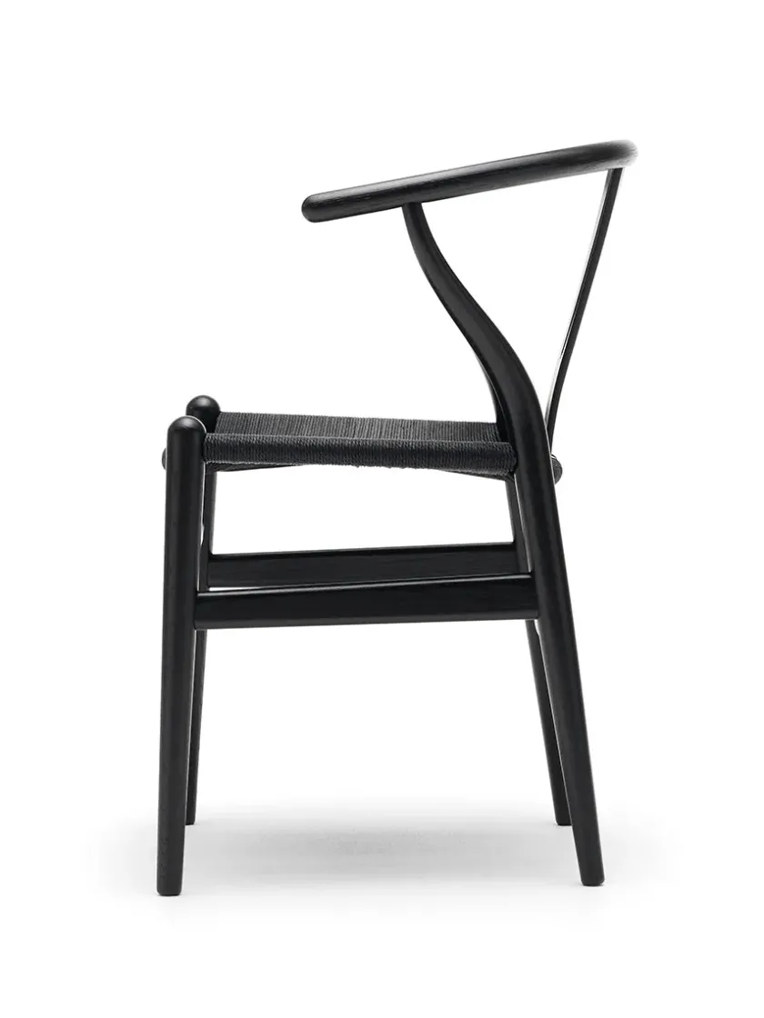 Carl Hansen & Søn Y-stol CH24, eg olie med sort flet af Hans J. Wegner> Spisebordsstole
