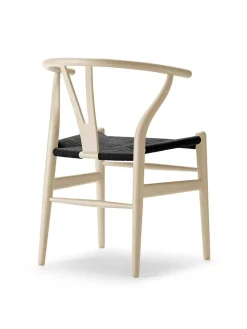 Carl Hansen & Søn Y-stol CH24 Soft Anthracite Grey med sort flet af Hans J. Wegner><noscript><img width=