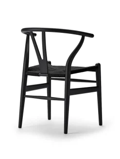Carl Hansen & Søn Y-stol CH24 Soft Black med sort flet af Hans J. Wegner> Spisebordsstole