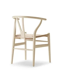 Carl Hansen & Søn Y-stol CH24 Soft Blue af Hans J. Wegner><noscript><img width=